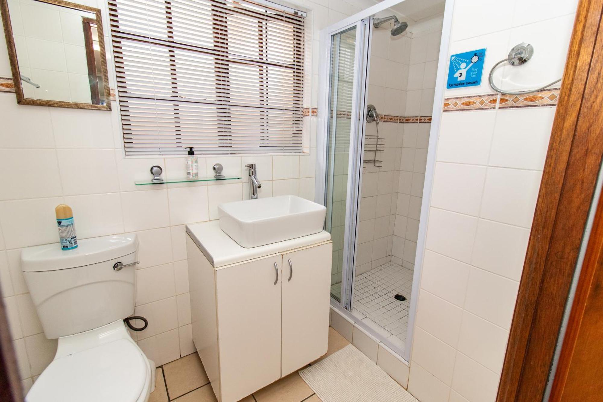 Glenmore Guesthouse บลูมฟอนเทน ภายนอก รูปภาพ