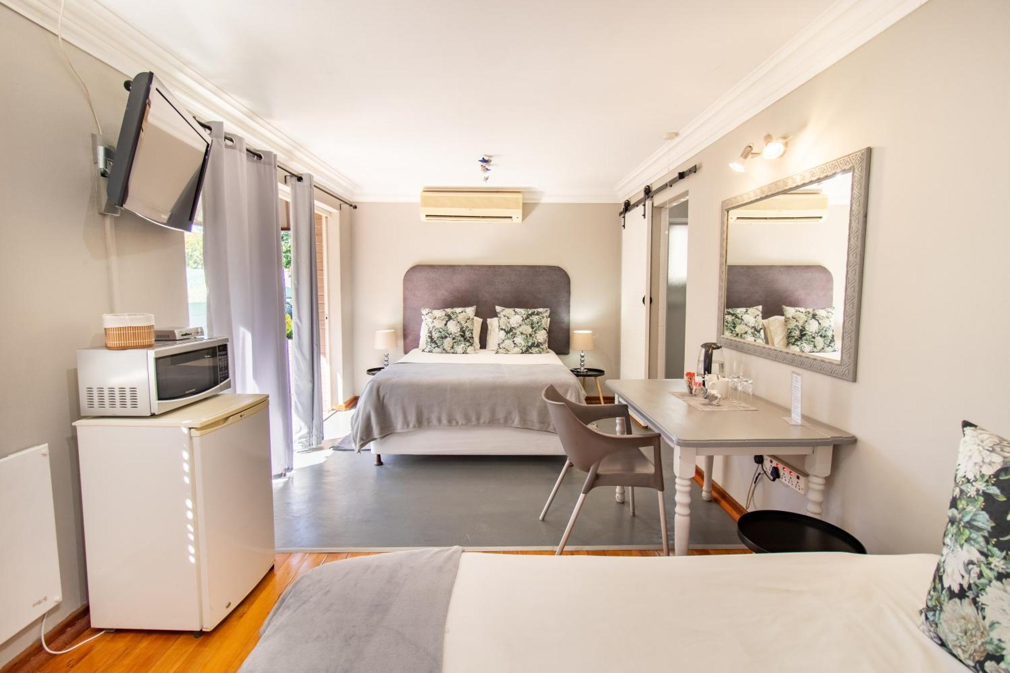 Glenmore Guesthouse บลูมฟอนเทน ภายนอก รูปภาพ